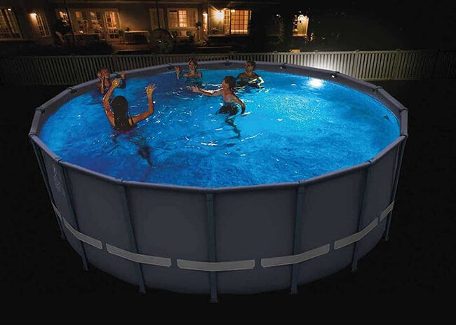 Magnetische LED-Schwimmbadbeleuchtung von Intex