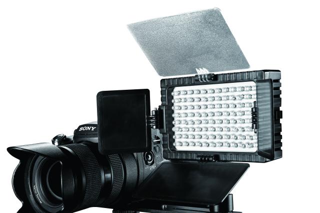 Falcon Eyes LED-Lampe Set DV-96V-K1 auf Batterie