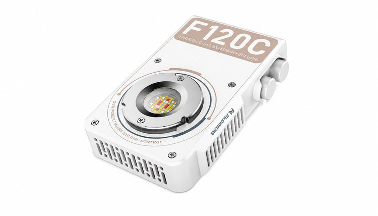 Falcon Eyes RGBWW COB Taschen-LED-Lampenset F120C