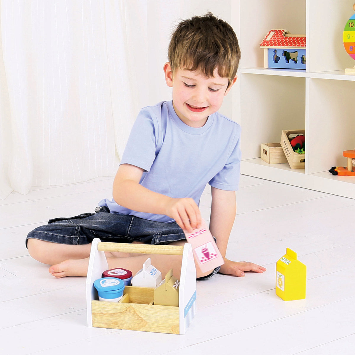 Bigjigs Wooden Box mit Milchprodukten, 7dlg.