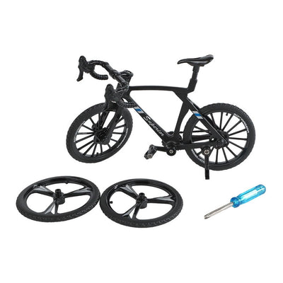 Metall-Rennrad mit Ersatzrädern – 10 cm