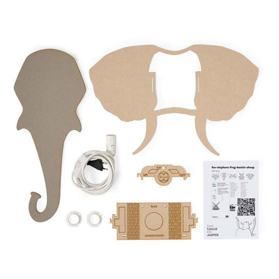 Aus Tjalle und Jaspis – Elefanten-Wandlampe – Holz
