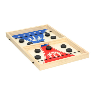 Gewinnt das Schießspiel „Holland Lobbes Wooden Puck“.