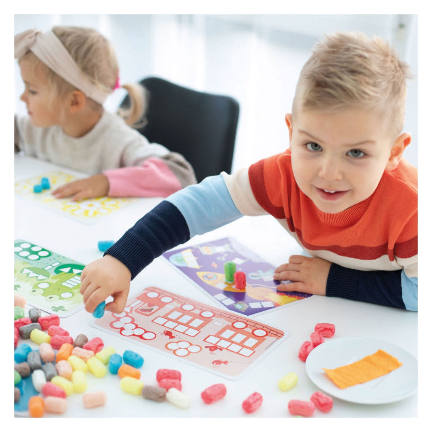 Playmais -Karten dekorieren Formen Farben, 24st.