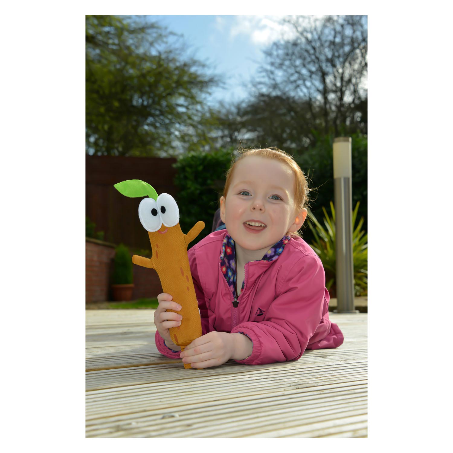 Hey Duggee, der Sticky Stick Plüsch singt
