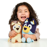 Spectron Bluey Pluchen Umarmung, 20 cm - afbeelding 3