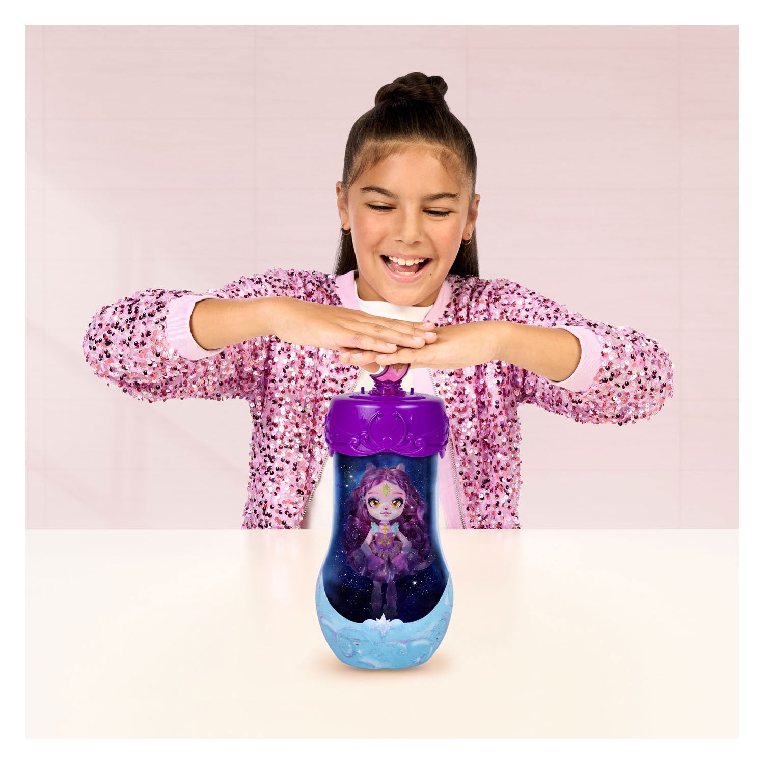 Spectron Mixies Shimmerverse -Pixlinge zeigen Pop Catlyn