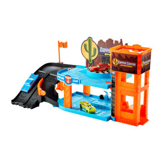 Disney Cars Garage Glow Racer mit 3 Autos