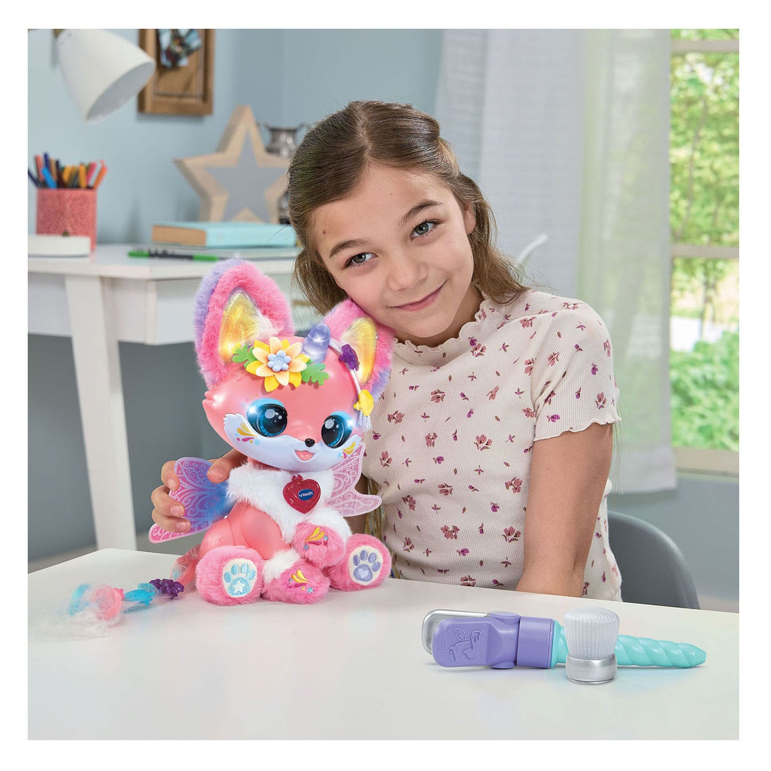 Vtech Lili Beauty Magic Color dekoriert Ihr interaktives Kuscheltier