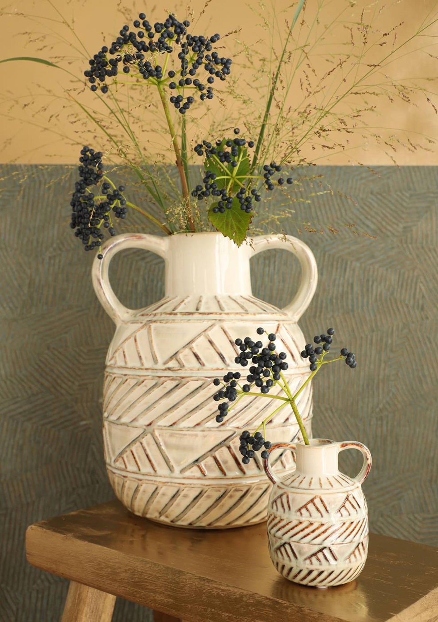 Ideen 4 Jahreszeiten Vase Bali Keramik 25x23x30 cm creme