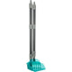 Trixie Dirt kann mit Rake graublau