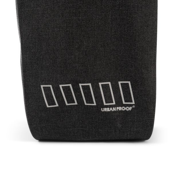 Urbanproof Urban Proof Single District Tasche 20l schwarz recycelt