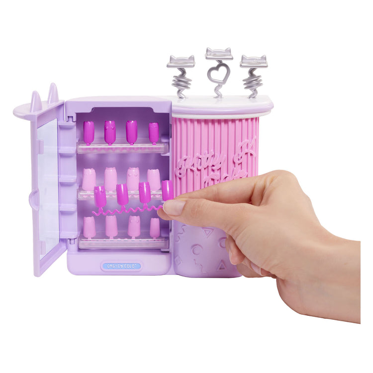 MGA Entertainment Überraschung! OMG. Süße Nägel - Kitty K Café