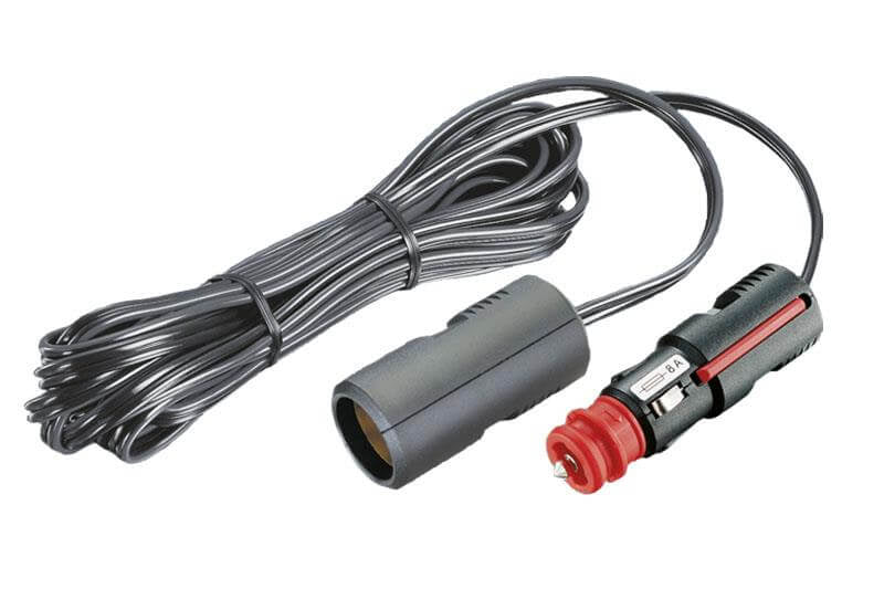 12-Volt-Adapterkabel von Uni-Stecker auf Zigarettensteckdose