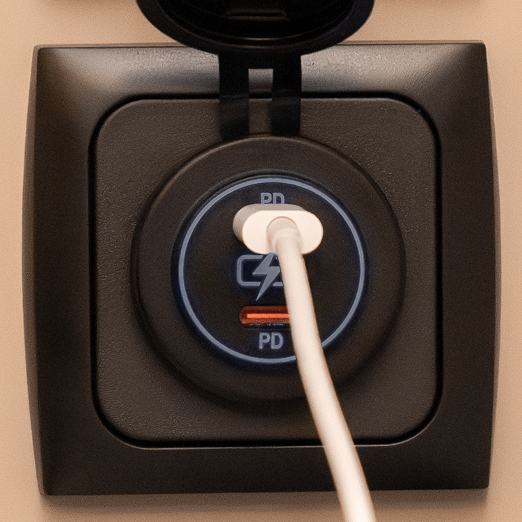 Stromleitung 2x USB-C PD-Ladegerät – verpackt