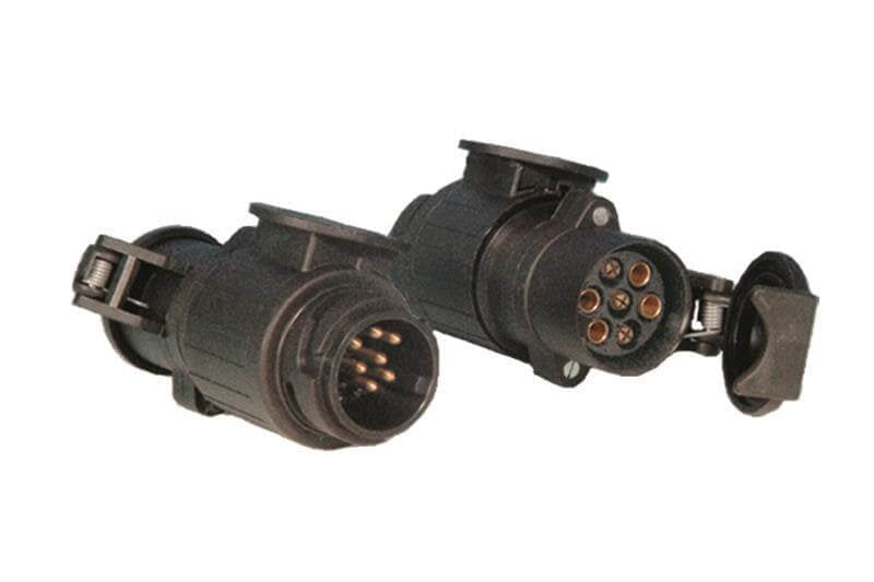 Adapter 13-poliger DIN-Stecker auf 7-polige Buchse