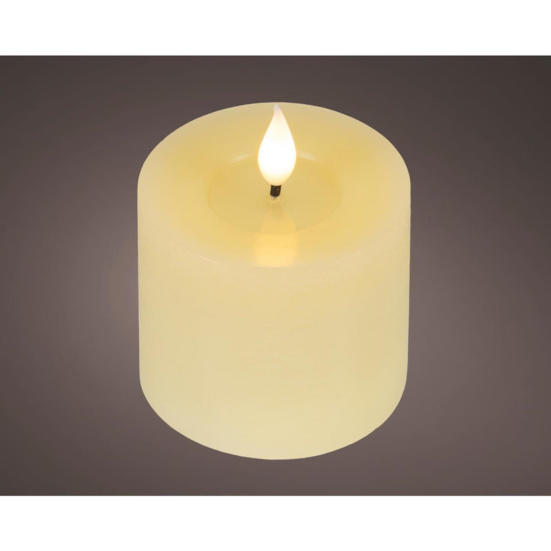 Realistische Lumineo-LED-Kerze mit Wachsdocht und Flammeneffekt, 7,5 x 9,5 cm, cremefarben, mit 6-Stunden-Timer, batteriebetrieben