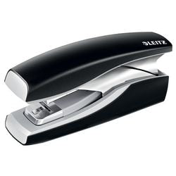 Heftgerät Leitz schwarz 30 Blatt