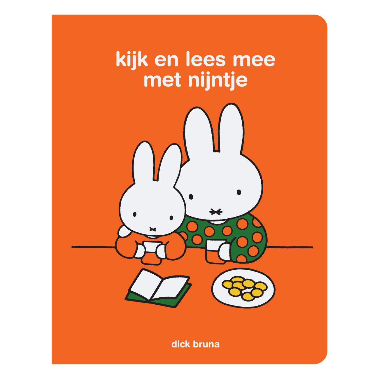 Central Book House schaut zu und liest zusammen mit Miffy
