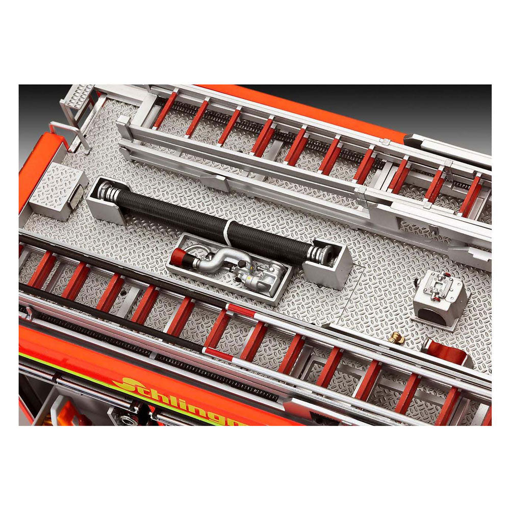Revell Modellbausatz - Schlingmann LF 20 16 1:24 - 270 Teile.