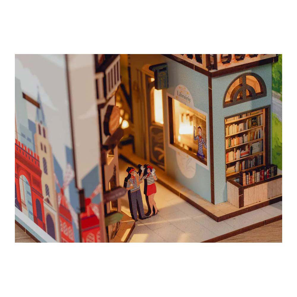 Revell – Tiny Adventures Book Nook Paris