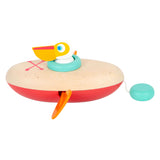 Kleines Fußspielzeug Holzkanu Pelican ist aufgeregt - afbeelding 4