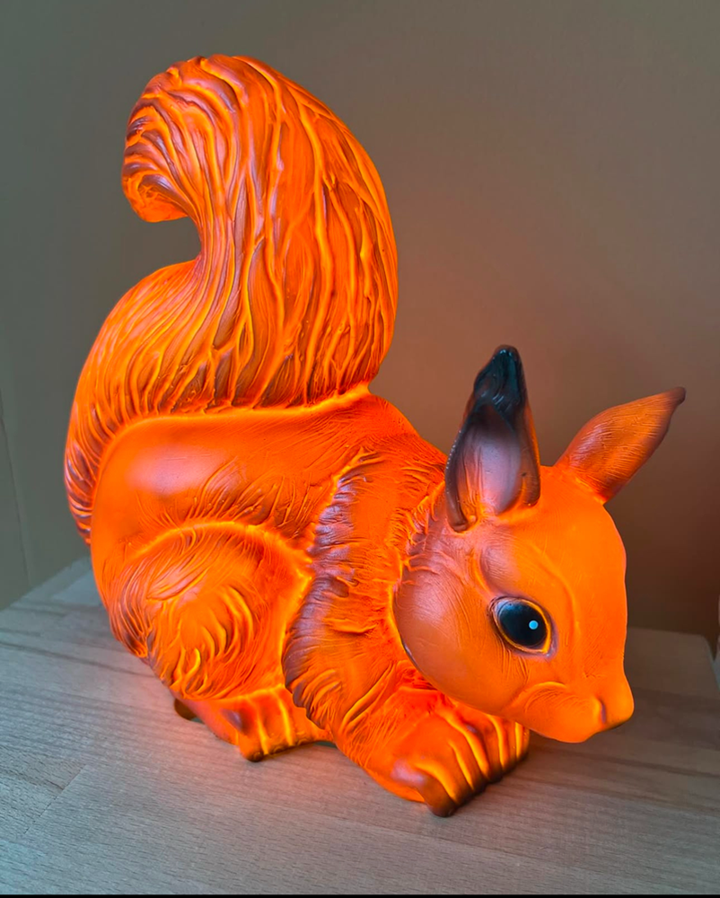 Egmont-Lampe Eichhörnchen. 26x21 cm. 0+