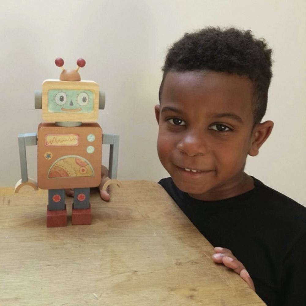 Bastelset Roboter aus Holz. 20x20x4 cm.