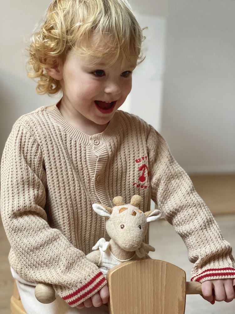 Egmont Kuscheltier aus Bio-Baumwolle. Leonie-Giraffe.