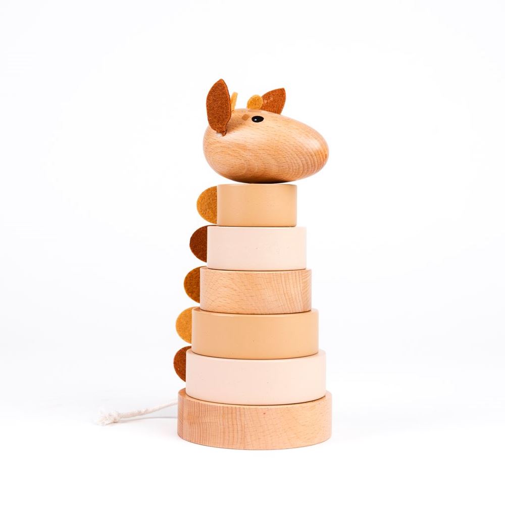 Holzstapel Giraffe Leonie. 21x10x10