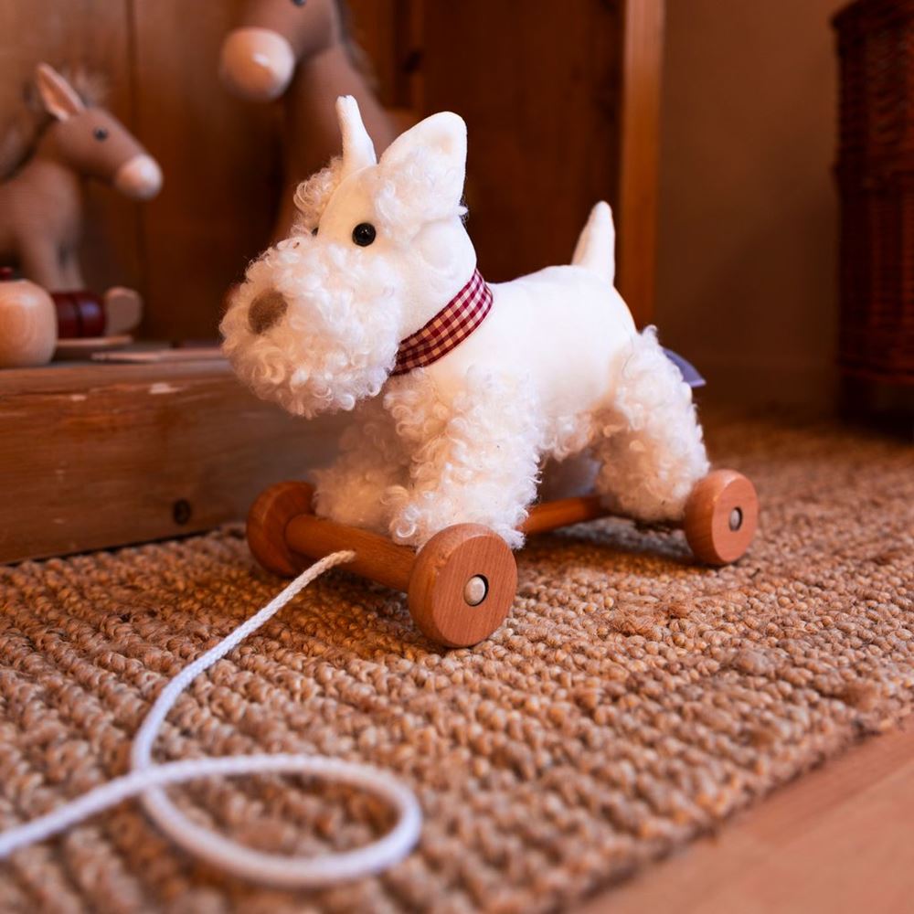 Egmont Charakterhund Lola. 25x15x23 cm