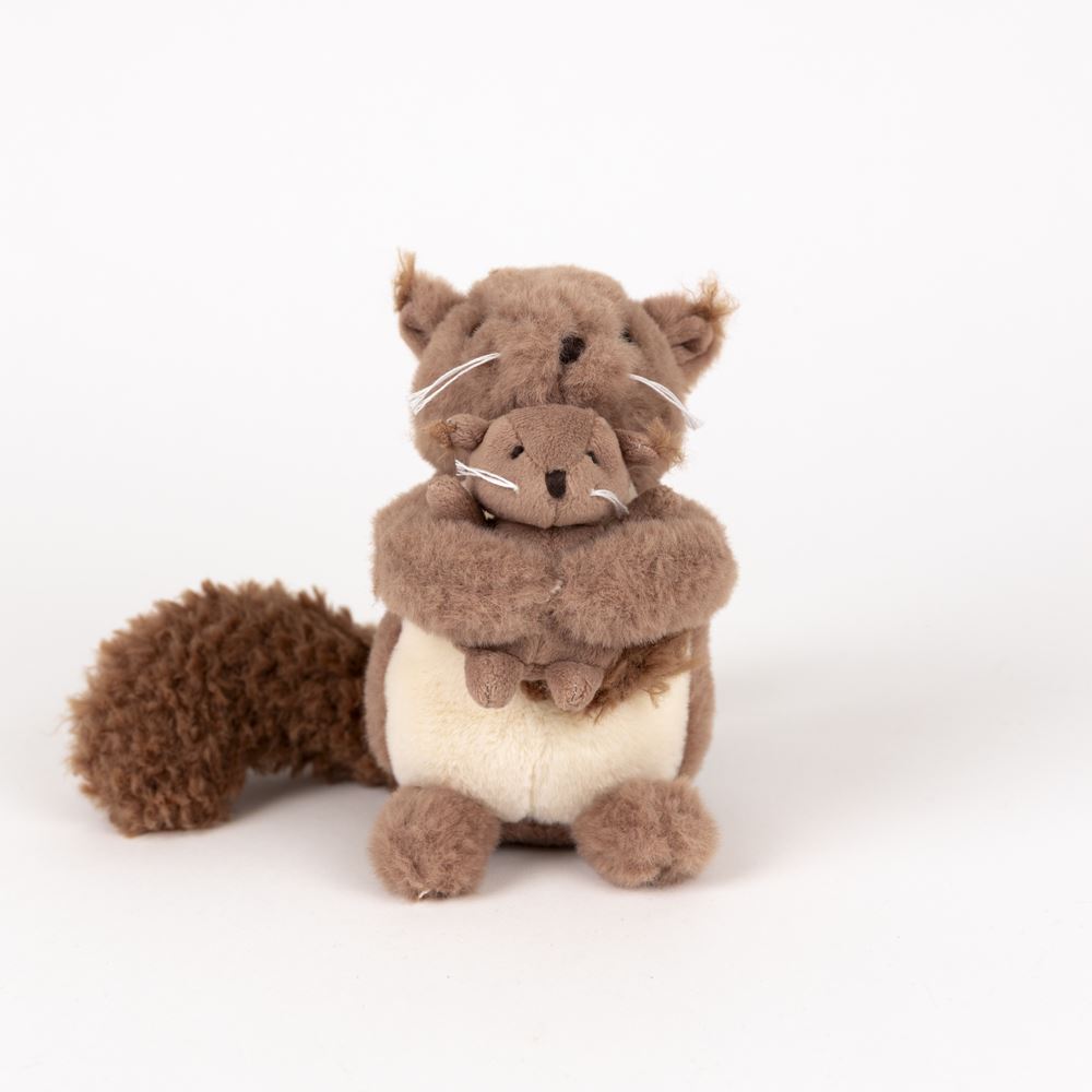 Egmont Kuscheltier Eichhörnchen mit Baby. 15x15x