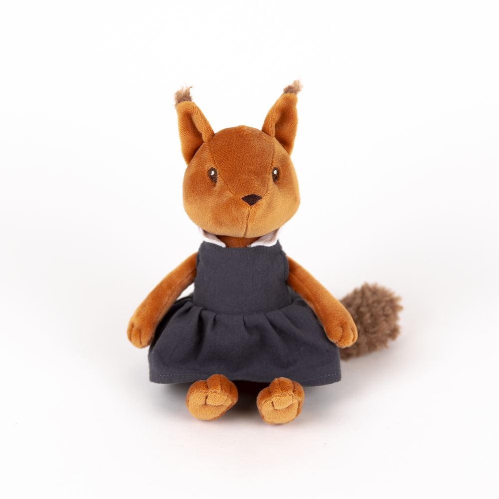 Egmont umarmt Mama Eichhörnchen. 21 cm. 0+