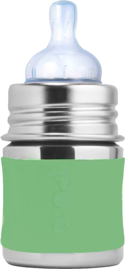 Pura Saugerflasche 150 ml – plastikfrei – Trinkflasche – verhindert Magenkrämpfe – spülmaschinenfest – inklusive Silikonsauger, Reiseverschluss und Sleeve – Oberteil austauschbar – vielseitig einsetzbar – Moos