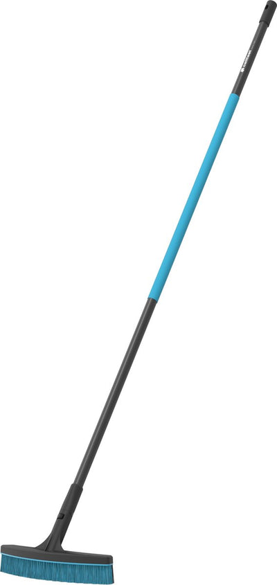 Zellfester Besen mit einer Breite von 39 cm. Bürste – leicht – weicher Griff – zwei Borstenstärken
