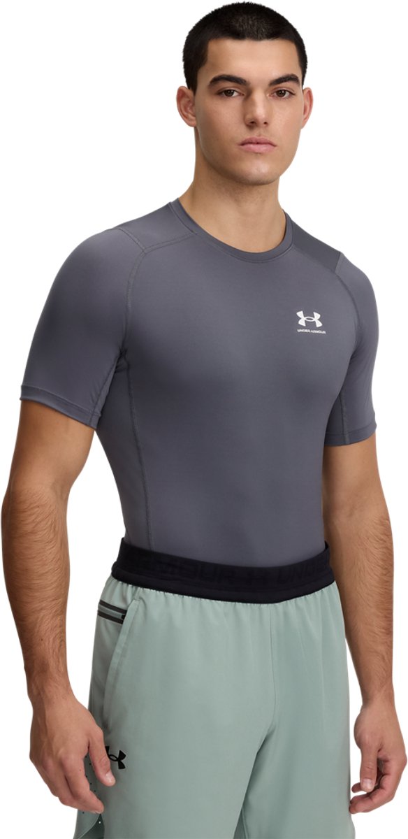 Under Armour UA HG Armour Comp SS-Gry Herren-Sportshirt – Castle Rock – Weiß