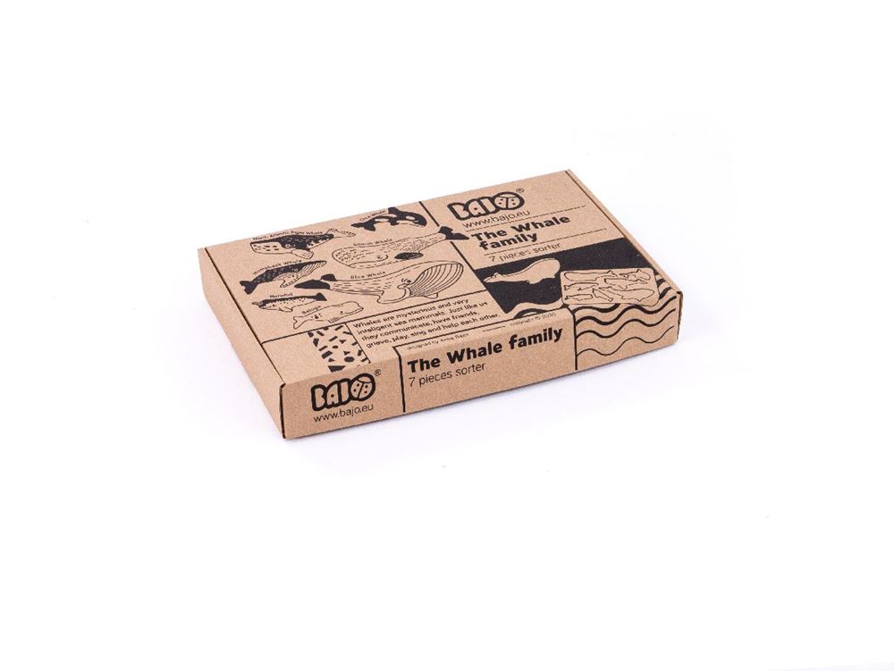 Bajo wooden sorter whale family. 7