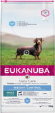 Eukanuba Hundefutter für ausgewachsene kleine und mittlere Rassen zur Gewichtskontrolle – Huhn 2,3 kg