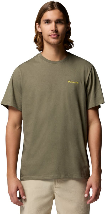Columbia csc™ Outdoor Back Graphic Tee Herren-Outdoor-Shirt – Steingrün, leuchtende Sandlandschaft