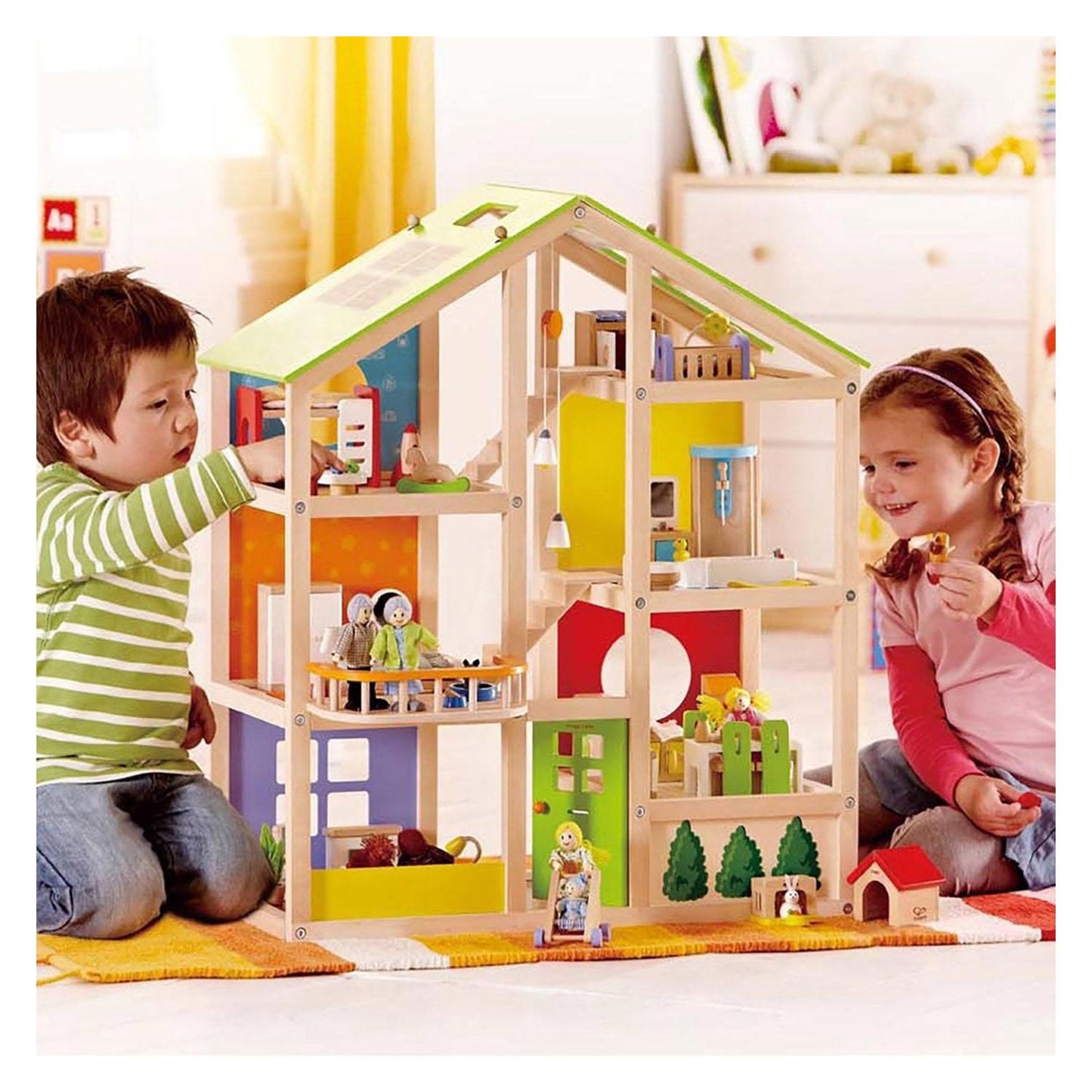 Hape Wooden 4 Seasons Dollhouse mit Möbeln