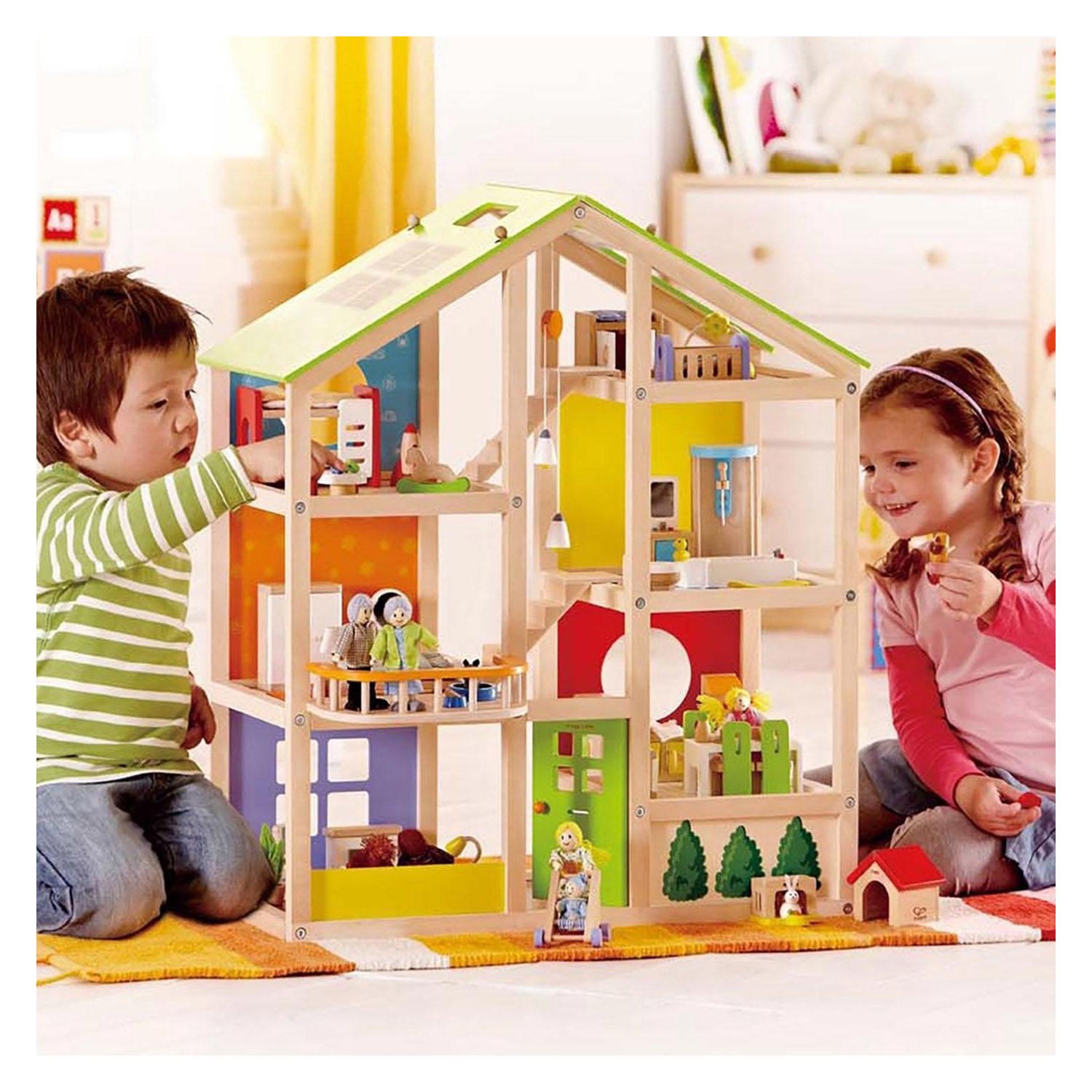 Hape Wooden 4 Seasons Dollhouse mit Möbeln