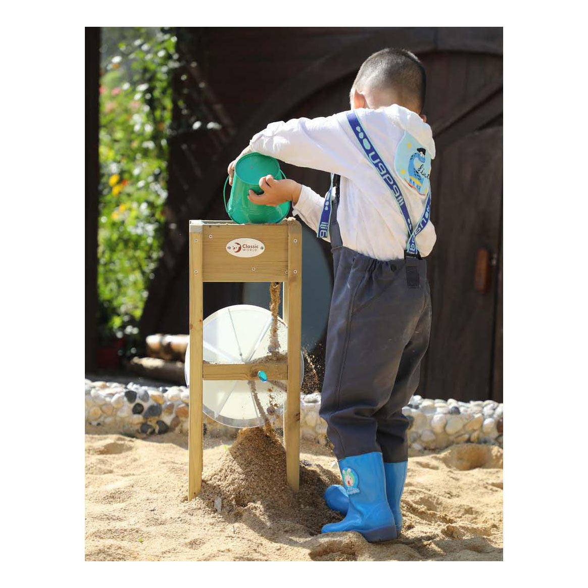 Klassische Sandröhre aus Holz