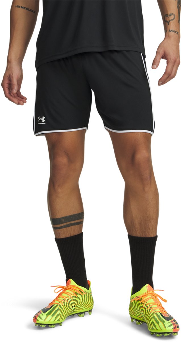 Under Armour UA M Challenger Train Short-Blk Herren-Sporthose – Schwarz – Weiß