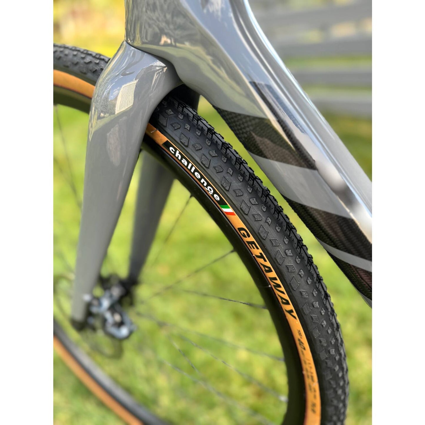 Herausforderung - Gateway Race Clincher TLR 700x40c Black Brown