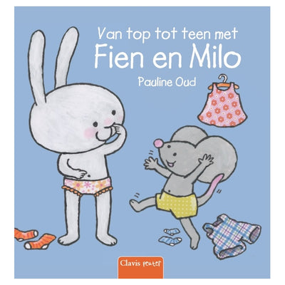 Zentrales Bücherhaus von oben bis unten mit Fien und Milo