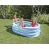 Aufblasbares Schwimmbad in ovaler Form