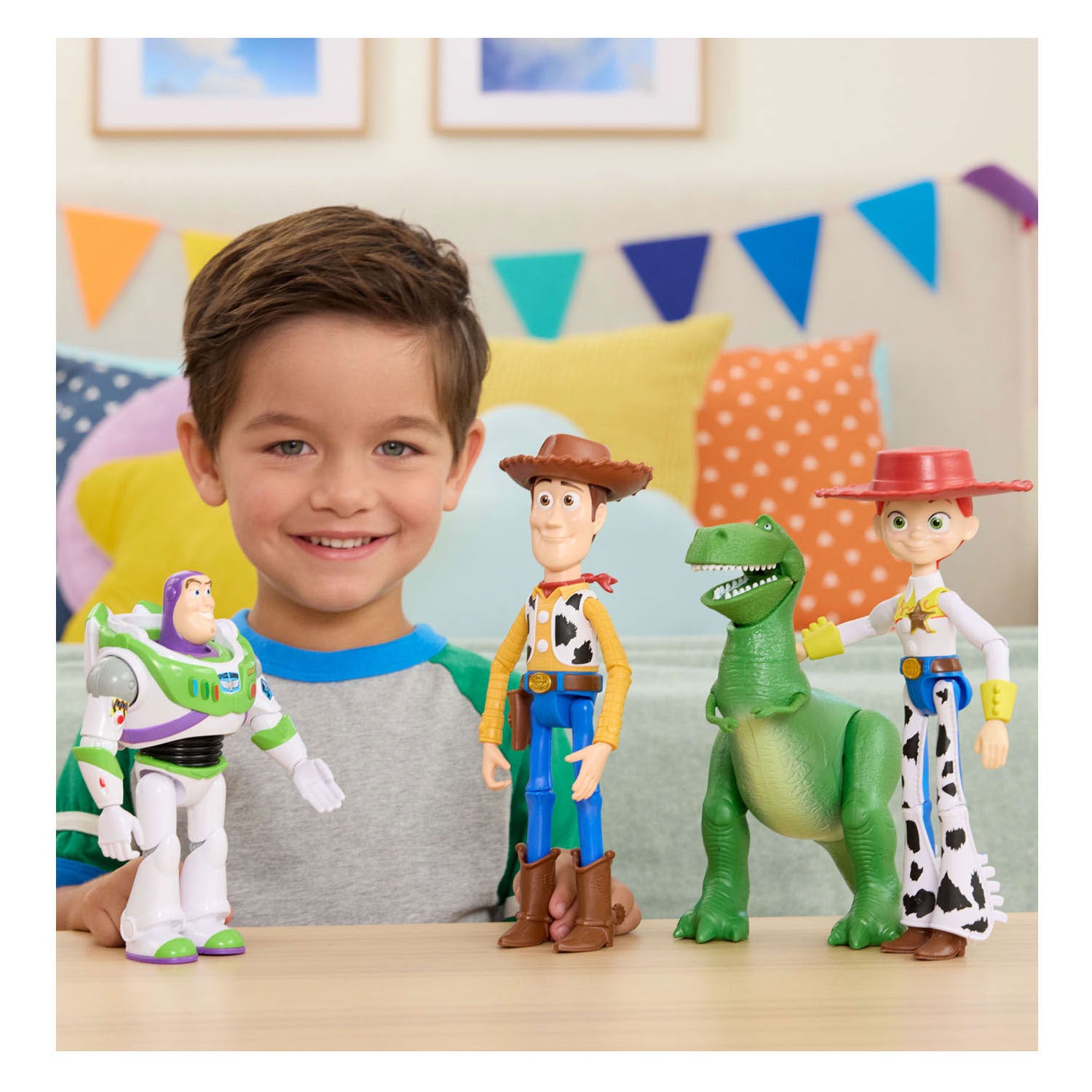 Mattel Disney und Pixar Toy Story Buzz Lightyear Figur – 10 bewegliche Gelenke