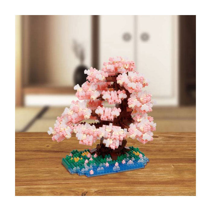 Bandai – Nanoblock – Deluxe-Kirschblüte – Steinfigur – 990-Stein-Kirschbaum-Bauset – Pixelfiguren-Bausatz – Mini-Steinbaubaum – NBC048