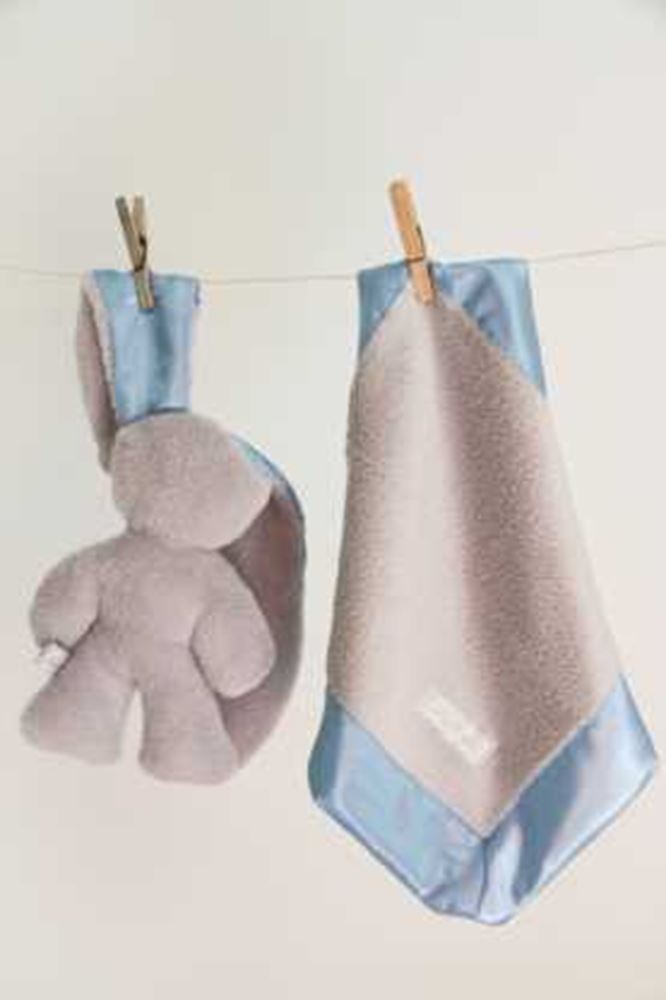 Kuschelhase grau mit blauen Ohren. 26