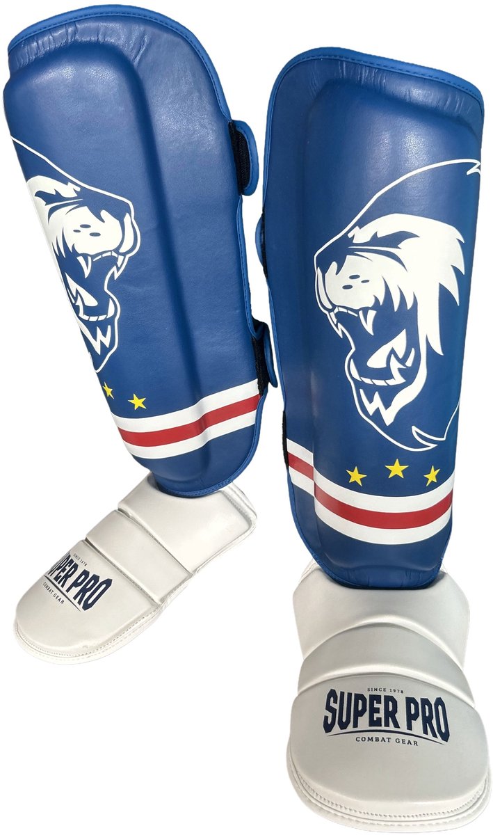 Super Pro Combat Gear Schienbeinschutz Nations Cabo Verde PU Blau - Rot - Weiß S